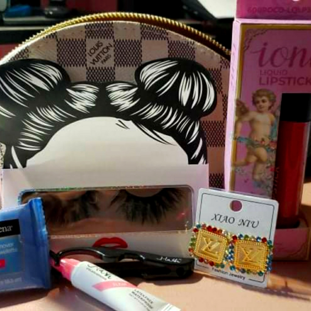 Beauty bags. 12 bucks for each beauty bag